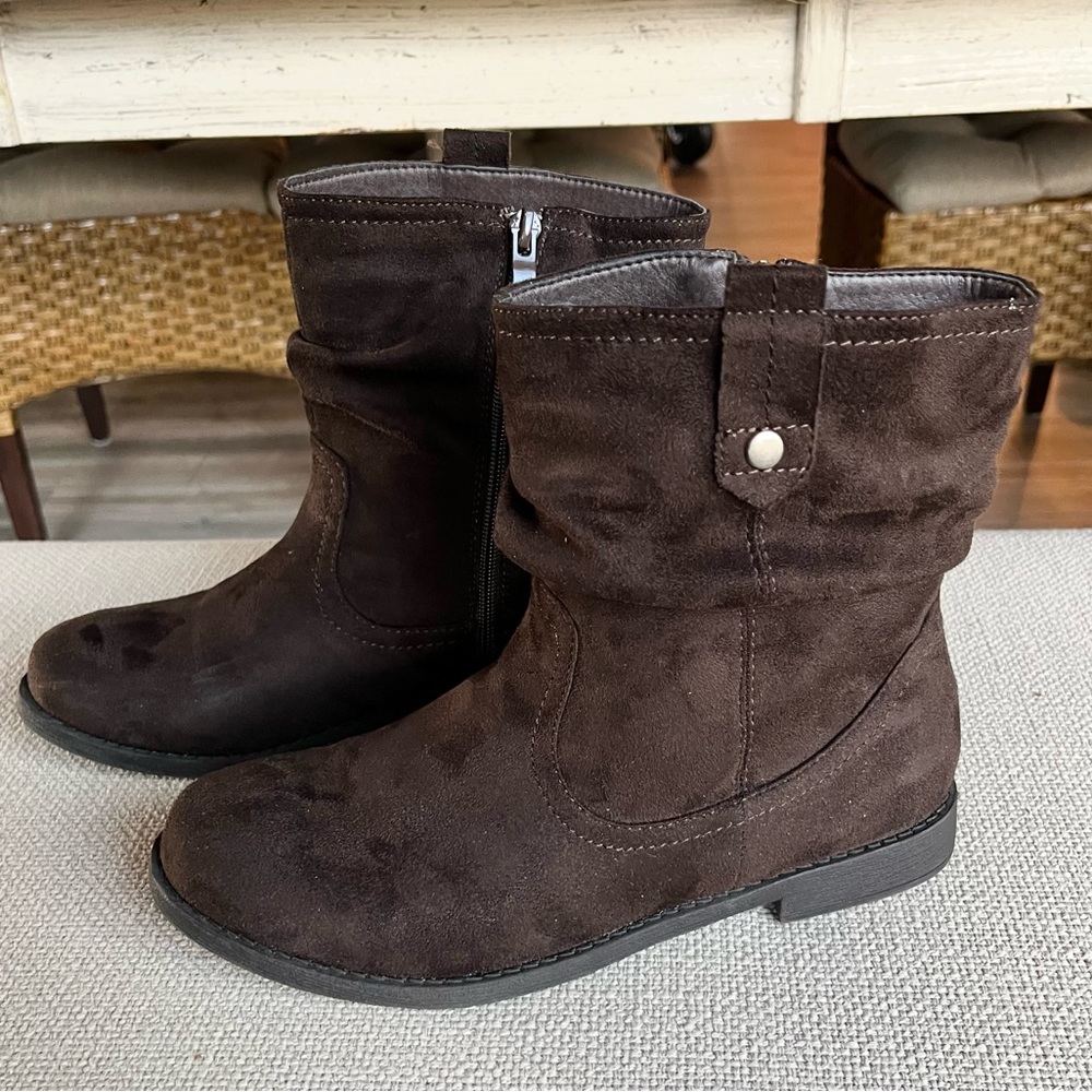 G.C. Delma booties